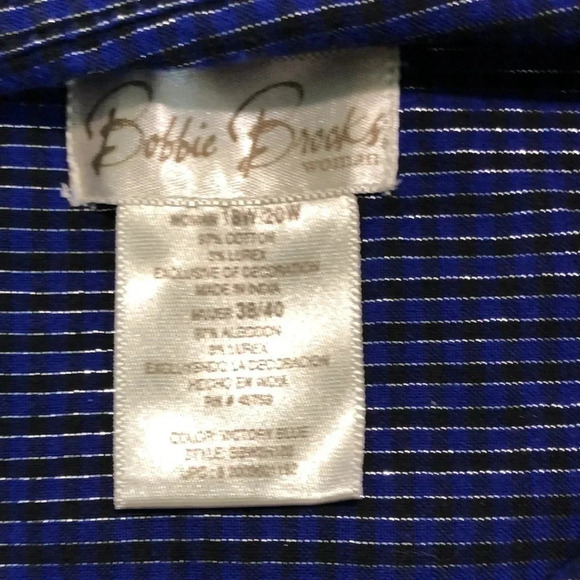 BOBBIE BROOKS Holiday Button Down Blouse - Picture 6 of 8